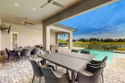 W376E - The Lively Upscale Abode